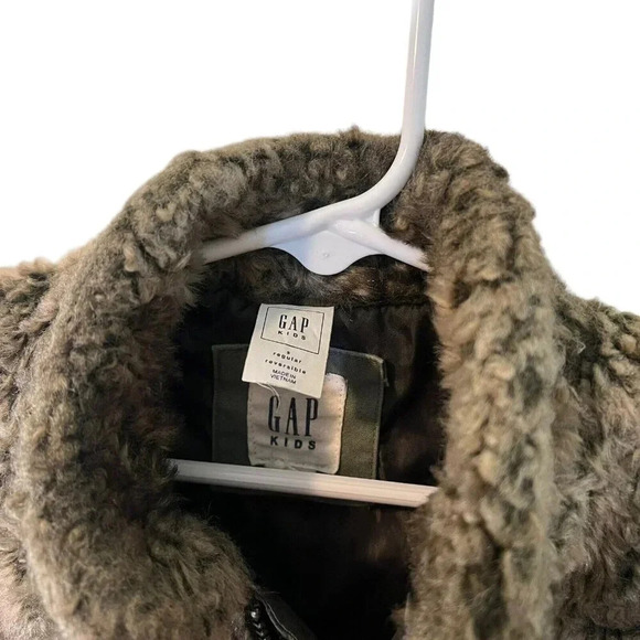 Gap Kids Girls Faux Fur Vest Size Small Brown Neutral Mock Neck Full Zip Formal - Picture 4 of 4